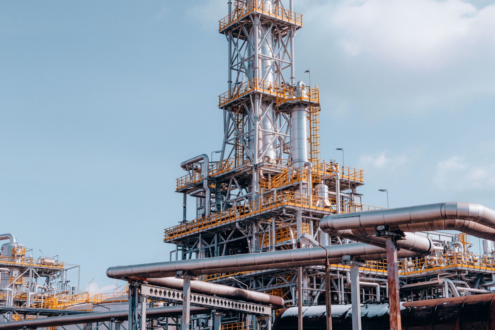 Ensuring Oil and Gas Safety | Essential Supply Chain Strategies for Responsible Energy Investment